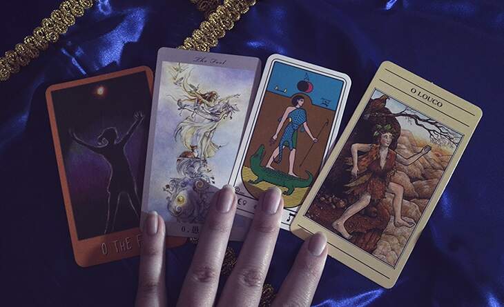 como fazer um baralho de tarot - temas