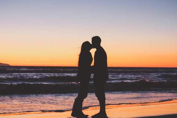 Simpatias para atrair amor em 2020