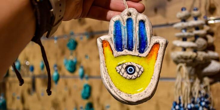 amuletos-de-protecao-mao-de-fatima