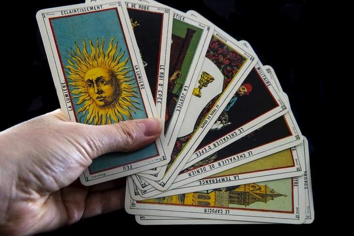 3-de-espadas-no-tarot-1